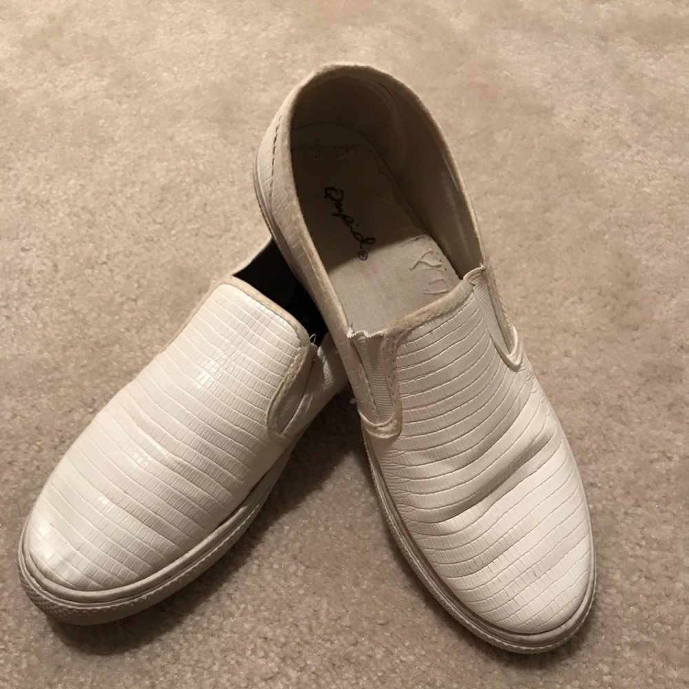 “Walk a mile in my shoes” white tennis shoes